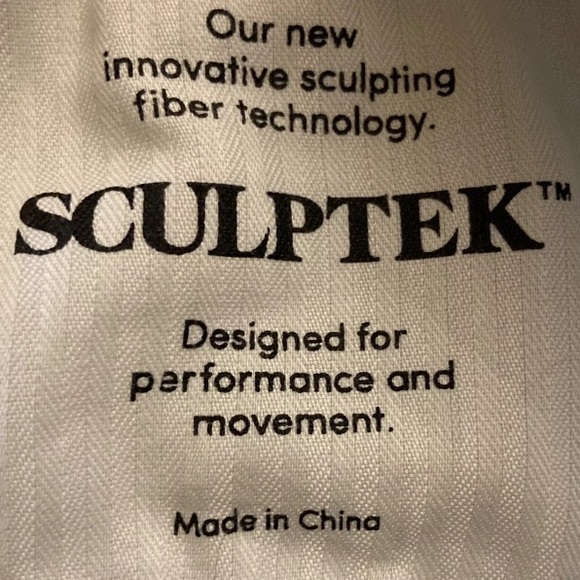 Athleta size 0 Biscayne Wash Sculptek Skinny Crop Jeans NWOT *tiny flaw E3165 - Picture 6 of 7